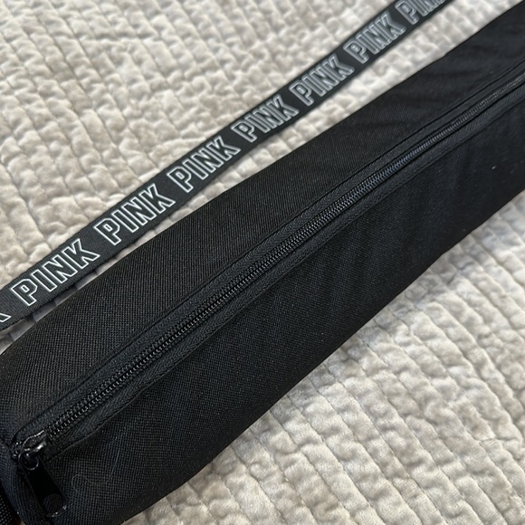 Victoria’s Secret Pink Can Cooler - Picture 4 of 6